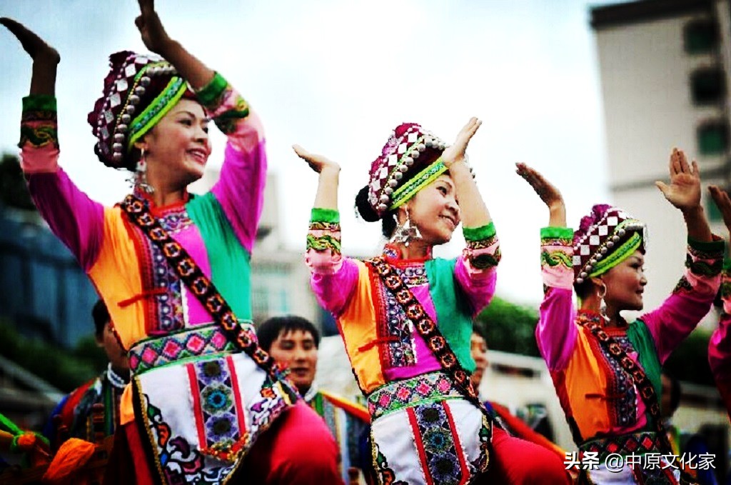 火把节是哪个节日的传统习俗,火把节一般在农历几月几日举行