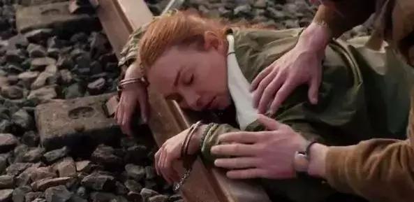 一家人的故事电视剧,一家人背后故事