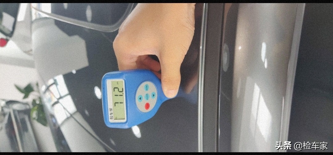 玩了一辈子鹰，被鹰啄了眼！几百公里的新车居然让二手车商都上当