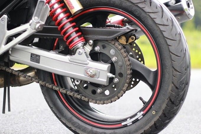 绝版250cc四缸摩托车！HORNET250／BALIUSII