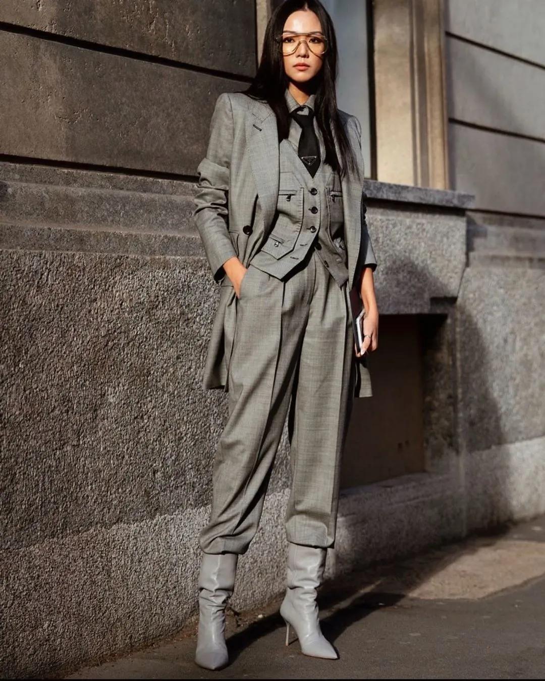 Jennie的马甲原来是学Kate Moss啊