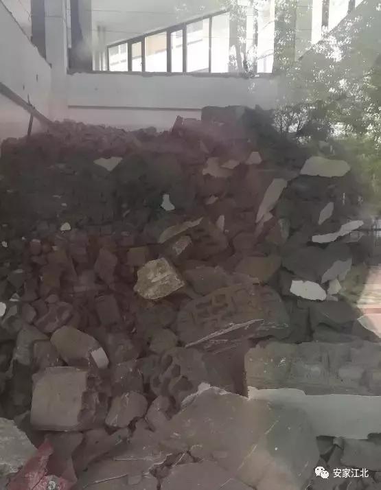 江北烂尾楼最新消息,实拍江北鬼城烂尾楼