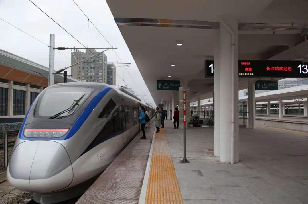 长沙高铁什么时候开始运营,长沙高铁南站有发展空间吗