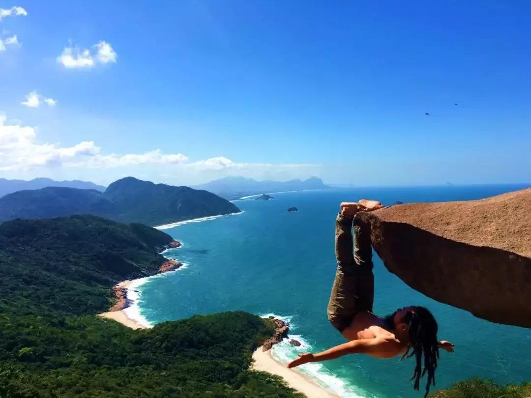 他骑行27个国家,他7年环游中国18万公里绕赤道4圈