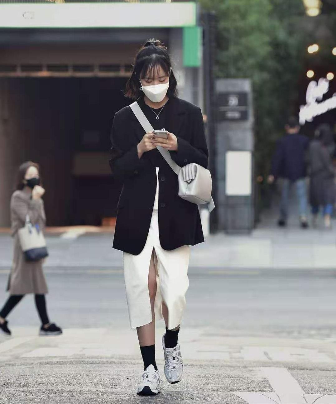 今年韩国女生流行穿搭,讲真的穿搭