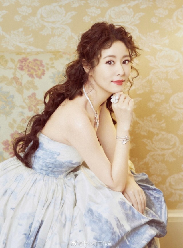 情深深雨蒙蒙古巨基赵薇版大结局 (情深深雨蒙蒙演员重聚赵薇古巨基)