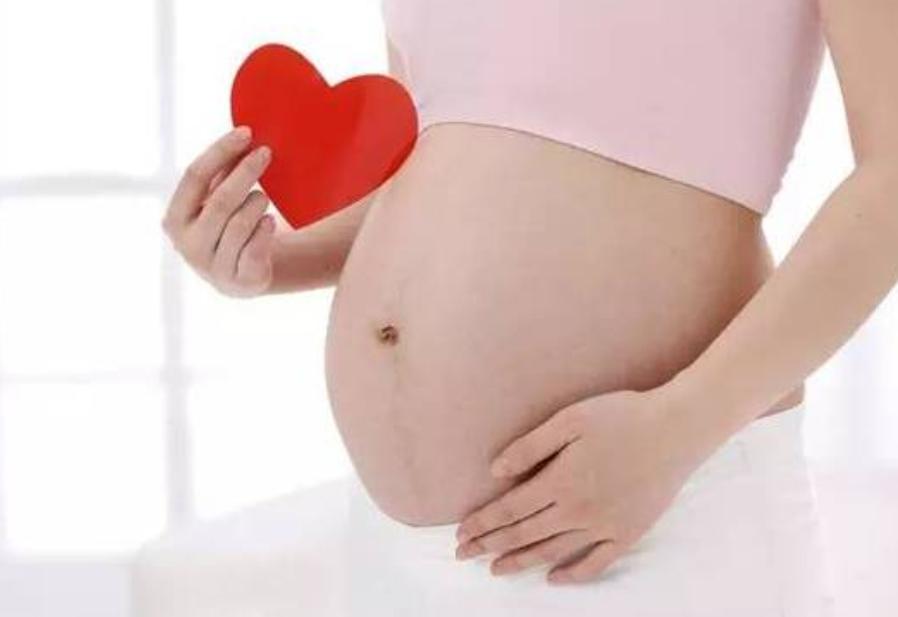 有宝宝后妈妈变化,孕妈身上发出四种臭味