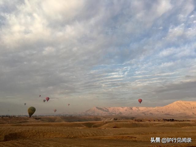 这个国家穷疯了，人均收入1000多人民币，热气球居然要350美元？