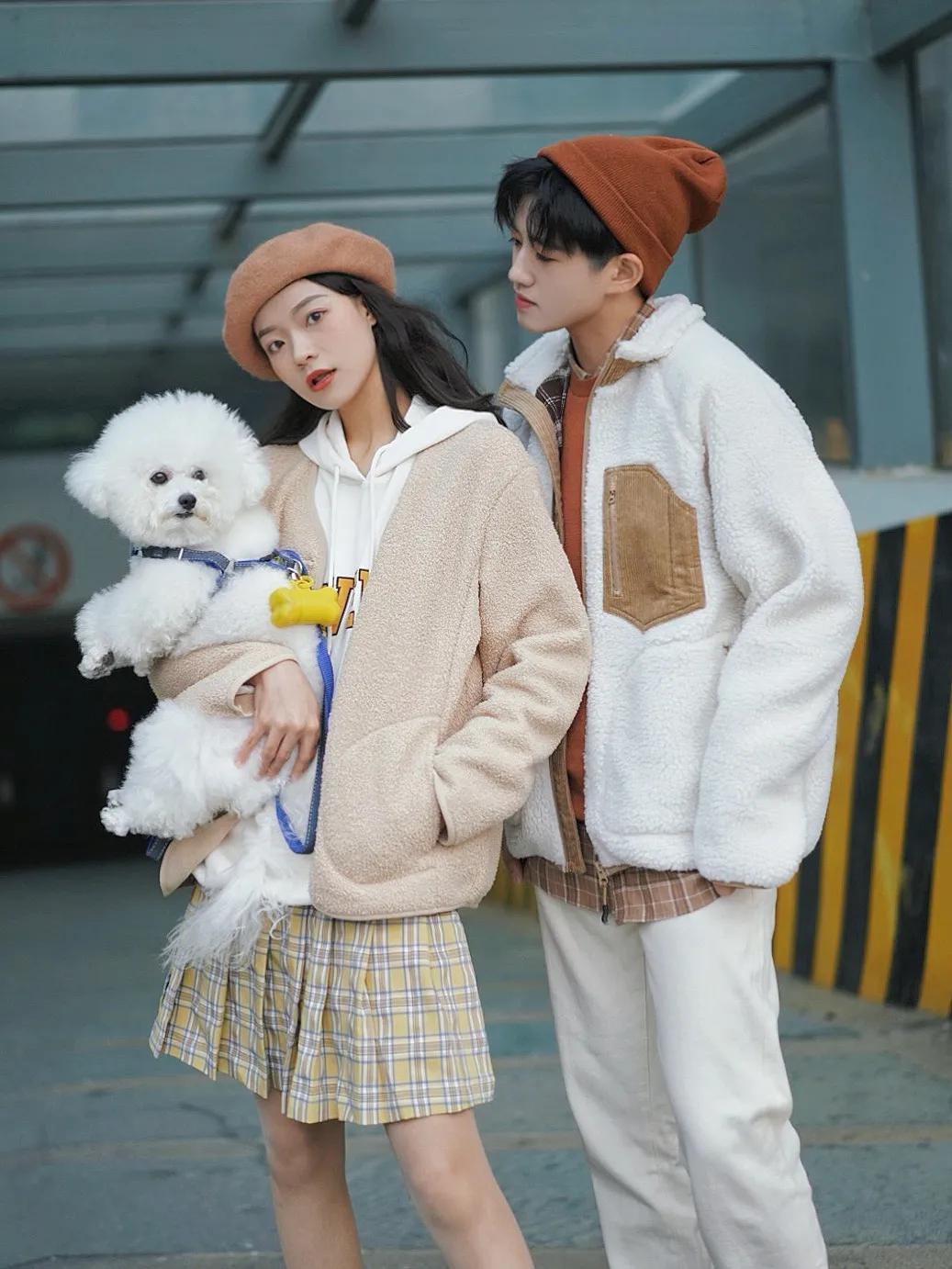 穿情侣装不是挺正常的吗,穿情侣装好尴尬