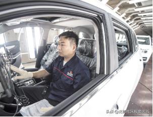 入驻窦店的这家企业总装车间有个“王大拿”，引得市媒关注报道