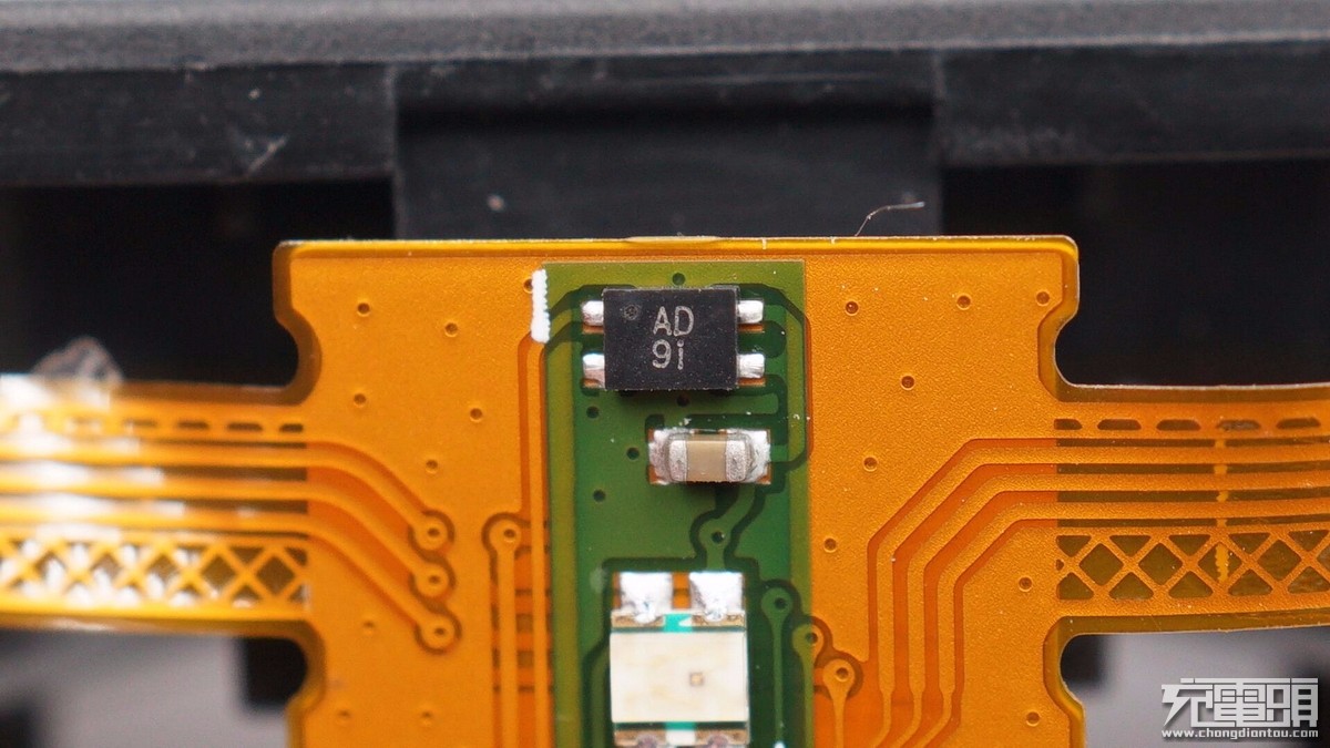 周杰伦同款万魔耳机,周杰伦万魔蓝牙耳机怎么降噪