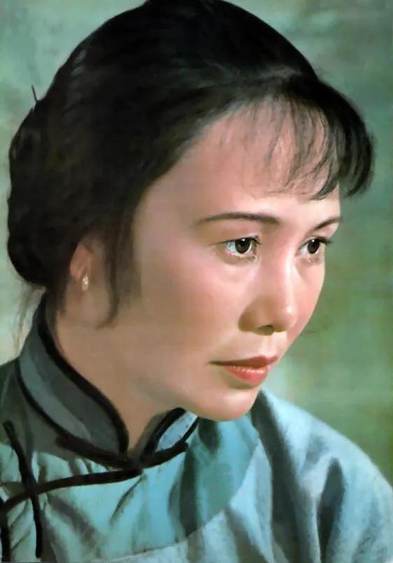 30部经典电影海报赏,十大感人经典国产老电影