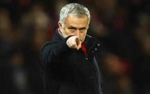 哈里凯恩传射,哈里凯恩经典头球