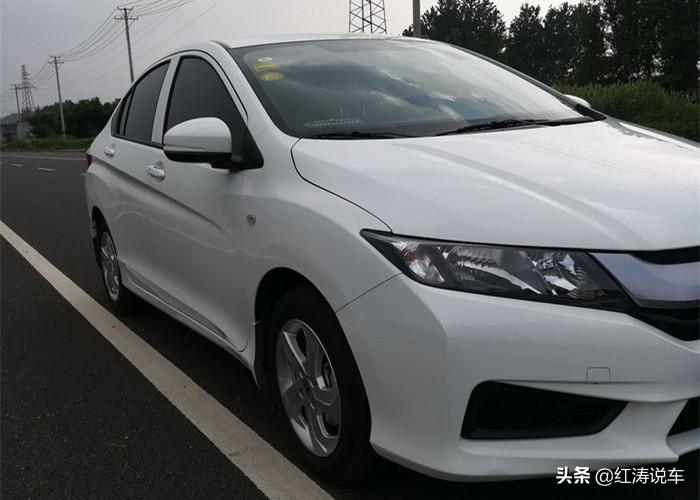 7万多元起的本田锋范适合家用吗？网友：1.5L动力充沛，空间很大