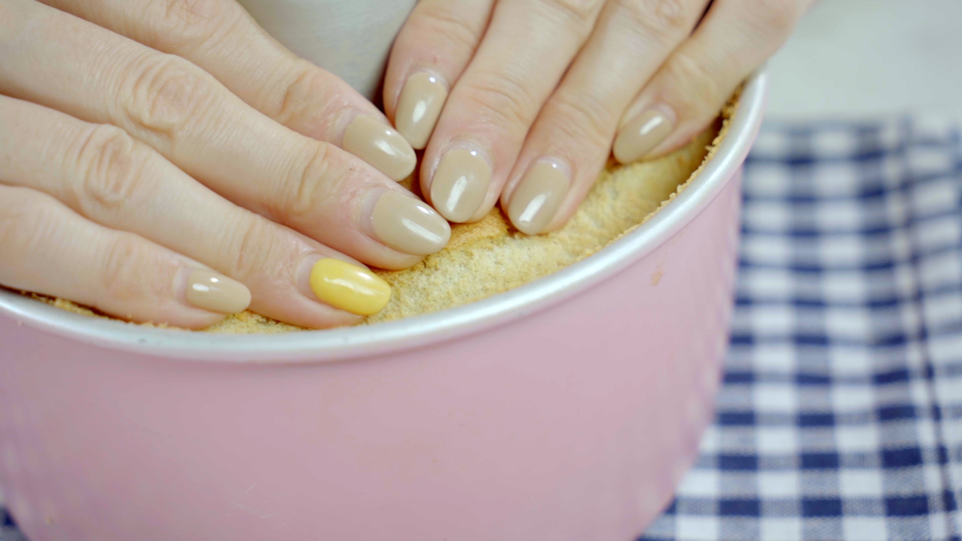 蒸烤一体机嵌入式推荐怎么选择,蒸烤一体机嵌入式柜子需注意什么