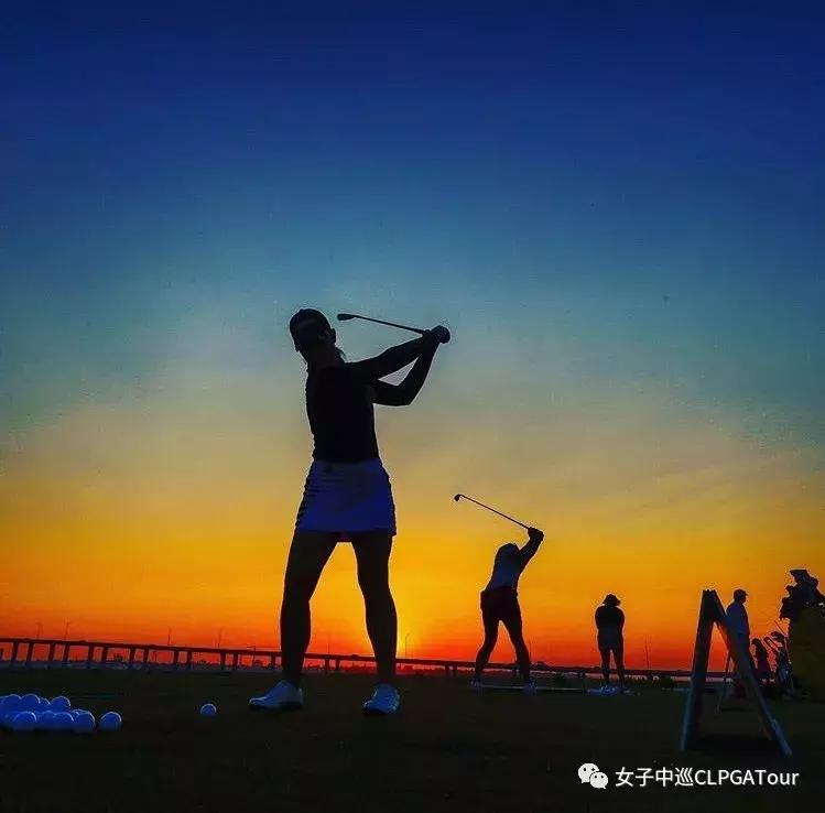 鐞冪涓嶅厑璁稿仛鐨勪簨,鐞冪涓轰粈涔堝彲浠ョ┛瑁欏瓙