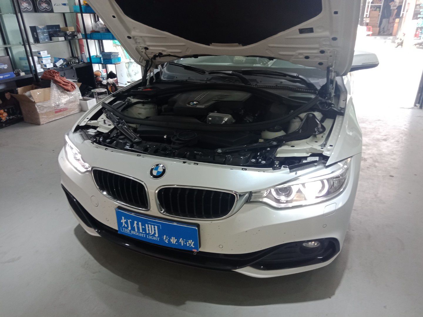 宝马4系改大灯要多久,宝马4系大灯近光灯怎么换