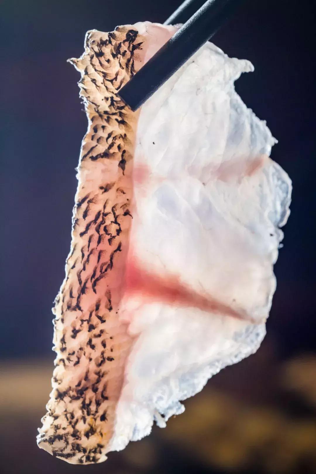 斥资1500万!人广惊现①家*场赌**火锅,明星、赌王千金都来打call