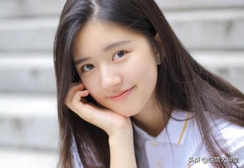 同学聚会见到初恋你该怎么办,20年后同学会遇到初恋