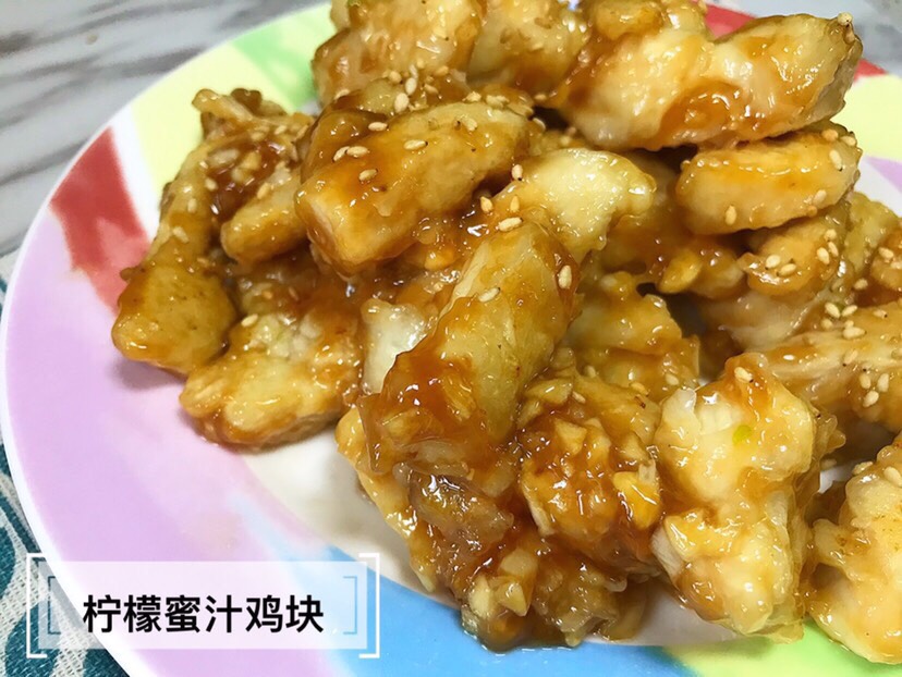 鸡胸肉加淀粉不糊锅,鸡胸肉里加一点猪肉