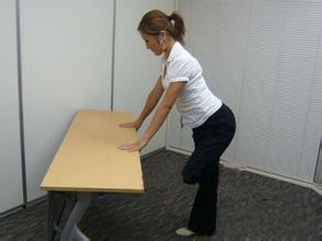 浅谈踝关节扭伤与创伤性关节炎,踝关节扭伤包扎