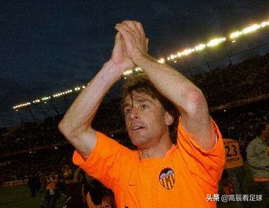 西班牙最强大脑哈维,西班牙足球天才15岁