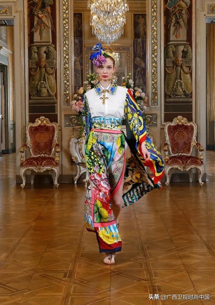 打造巴掌小脸原来这么简单啊