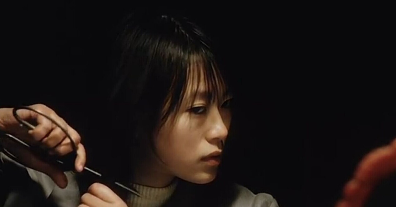 于正式碎嘴内涵小作文，“死丫头”到底还有几副面孔？