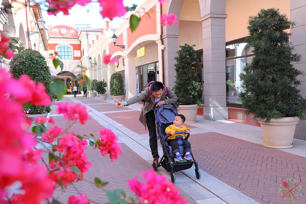 圣诞节就要这样过！在意式小镇边走边吃买不停