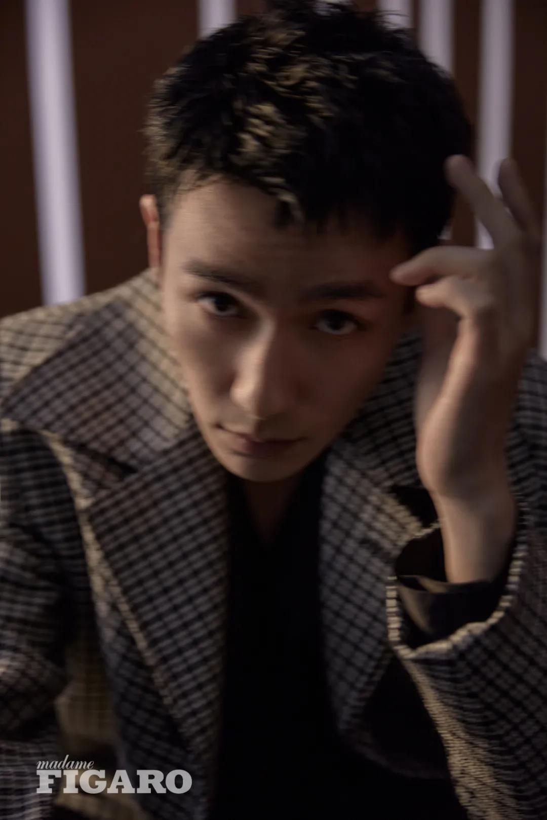 封面故事,封面朱一龙