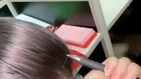 为什么有些人脖子下面有一条线,为什么有的人脖子长汗毛