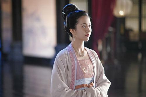 白话《*瓶金**梅》第三十七回宋惠莲死不认奸情孙雪娥悄进房*欢偷**