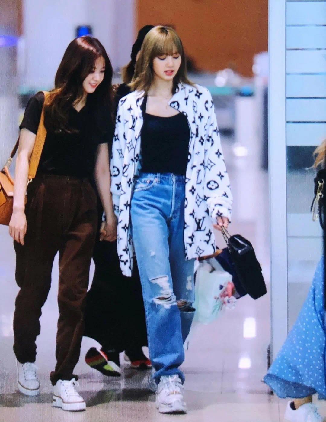 碧梨主打潮牌,碧梨和lisa相比谁更厉害