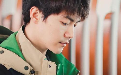 女朋友家太穷了我该怎么办,女友家里很穷但是对我好