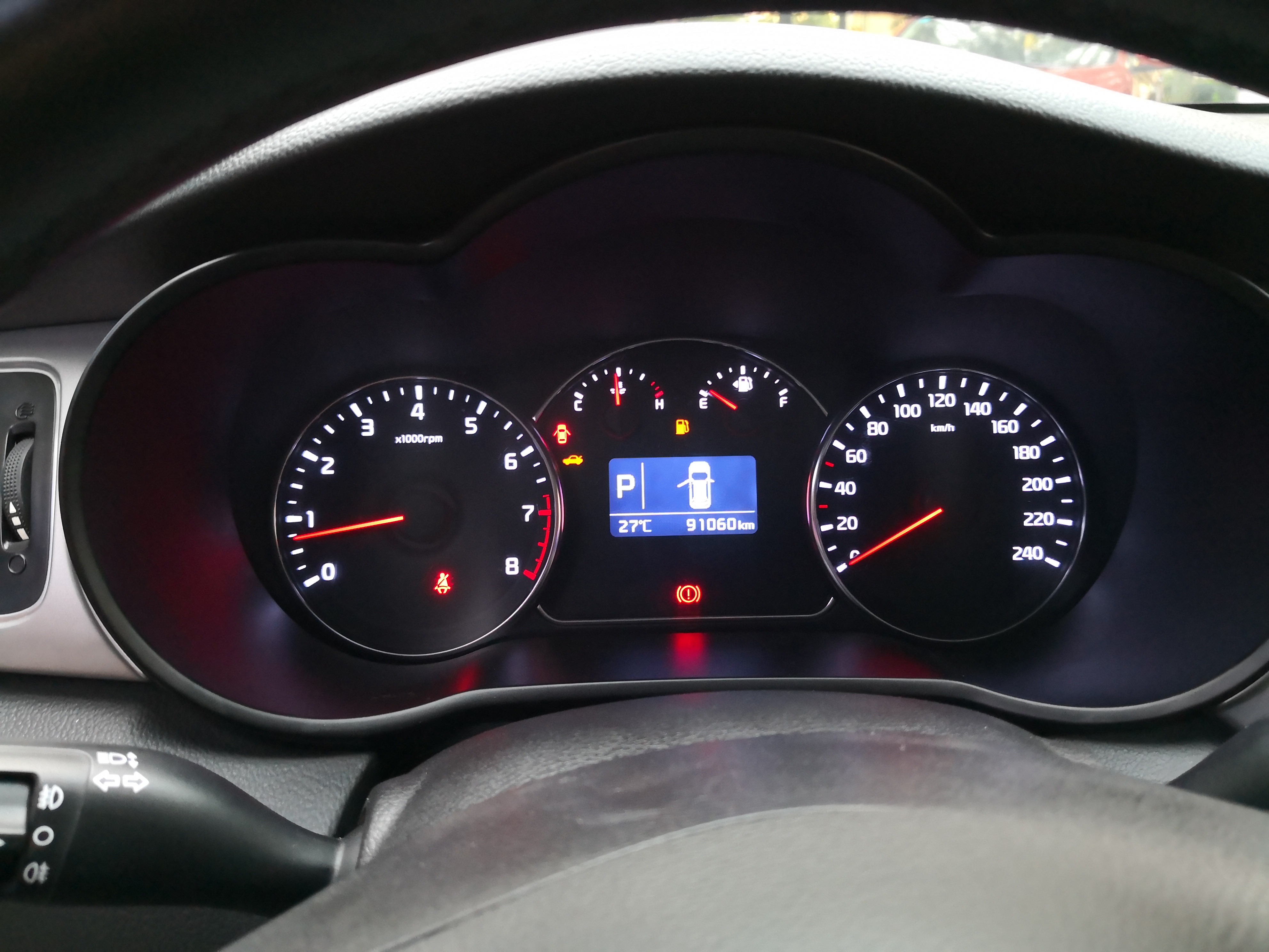 逛二手车市场奥迪,二手起亚佳乐现车新款