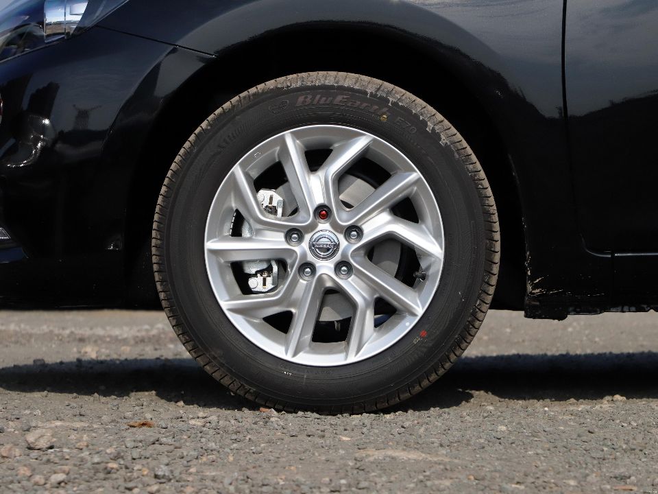 骐达tiida2021款1.6l手动汽车之家,骐达tiida1.6l2011大概卖多少钱