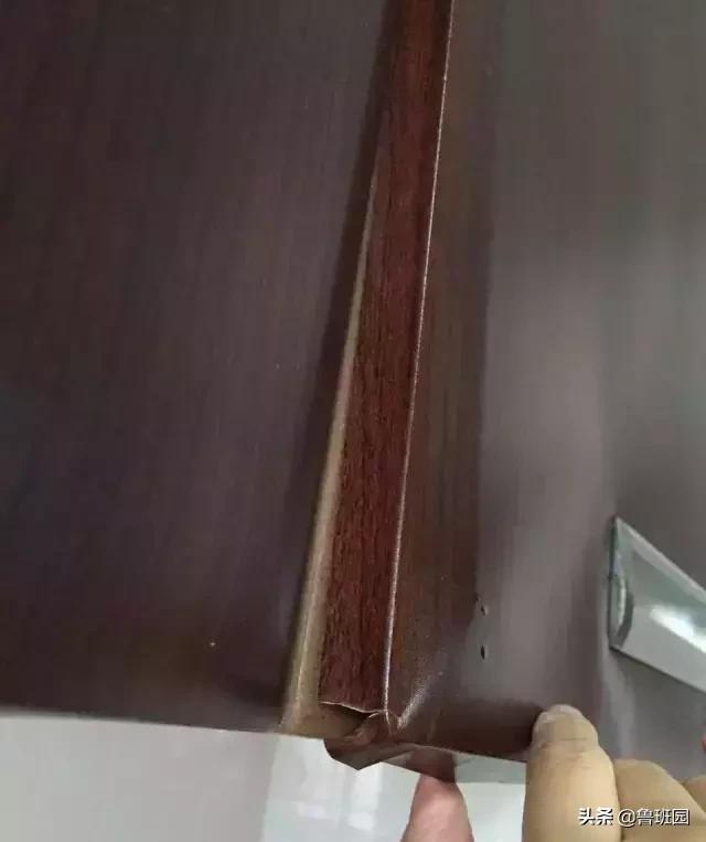 厨房柜门开胶掉下来了怎么办,柜门打胶需要晾多久