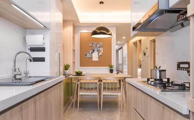 老公坚持装4米长电视柜，沙发墙“加厚”35公分完工都夸他机智