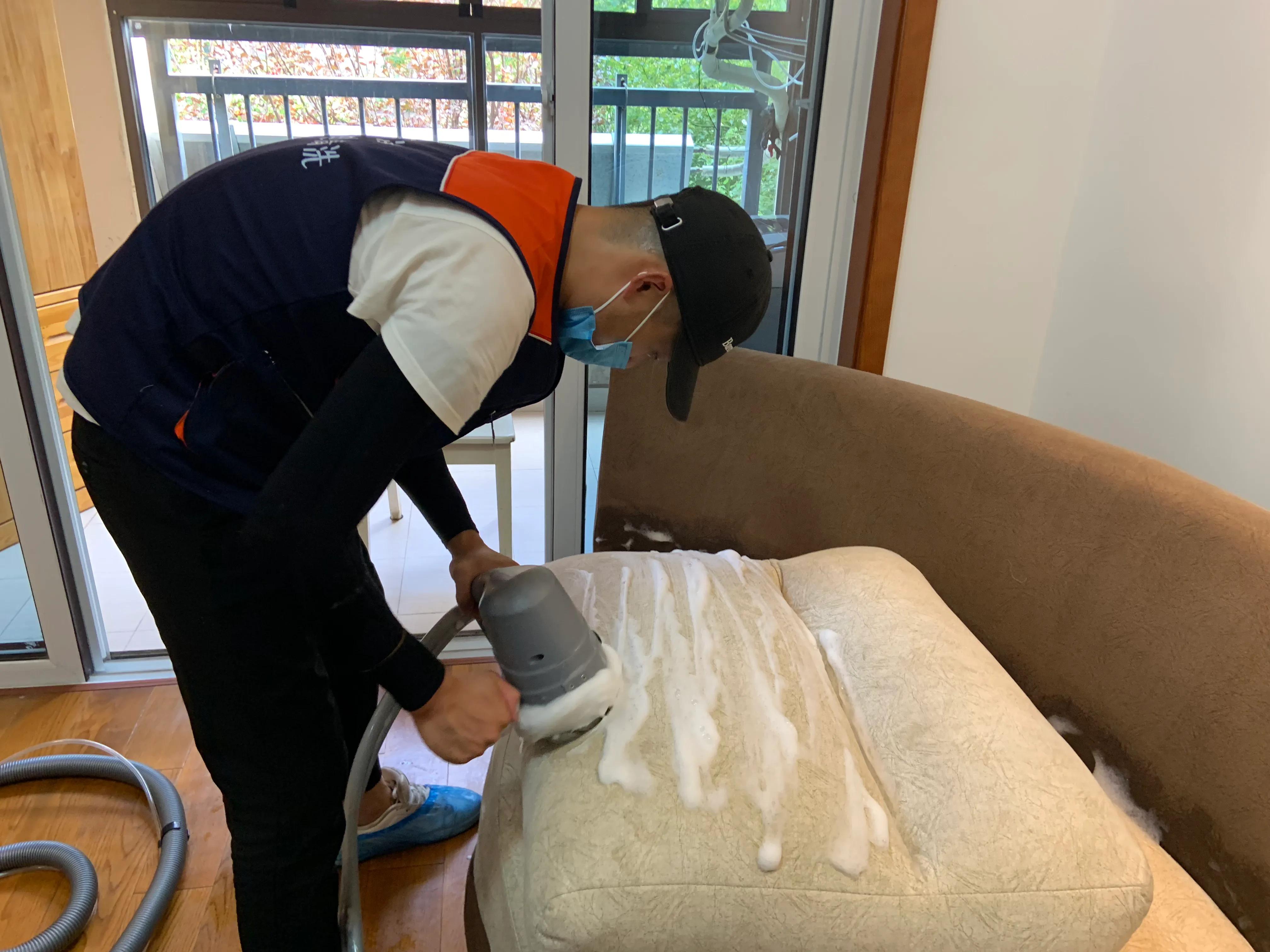 95后小伙4次创业还欠5万多,95后小伙创业亏损吗