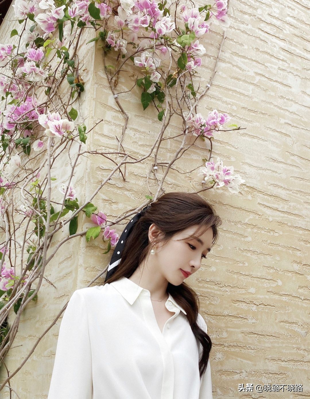 这个春天必学的气质发型,这个春天小丝巾这样搭