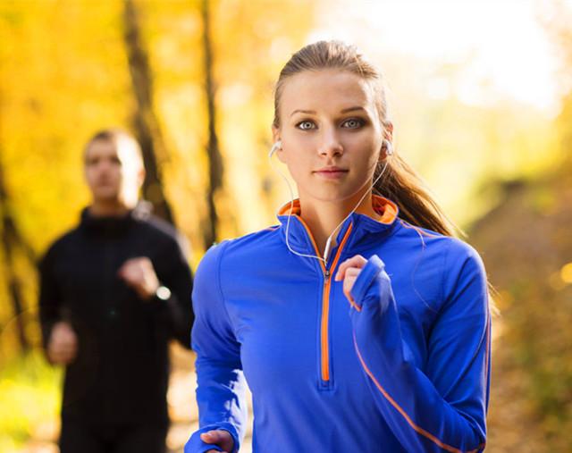 跑步后，髋关节紧绷怎么办？这5个动作可以帮助到你