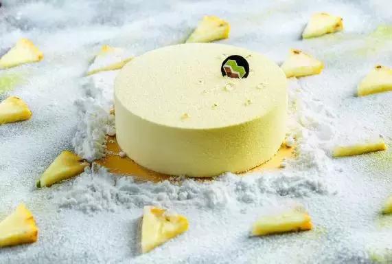 甜点可不仅是缀着亮片和蕾丝的少女派，而是带着仪式感的信物