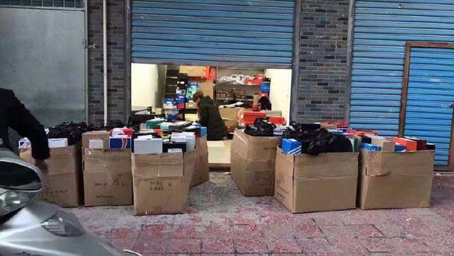美国海关查获5亿美元假包,美国莆田假鞋事件
