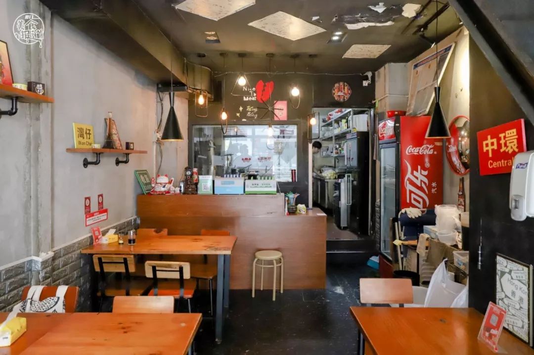 明发商业广场锅巴香煲仔饭,明发商业广场煲仔饭