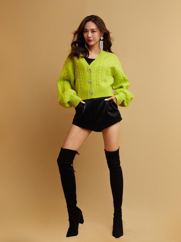 短靴大势已去!今冬流行穿“过膝靴”,时髦显高,小个子都爱了