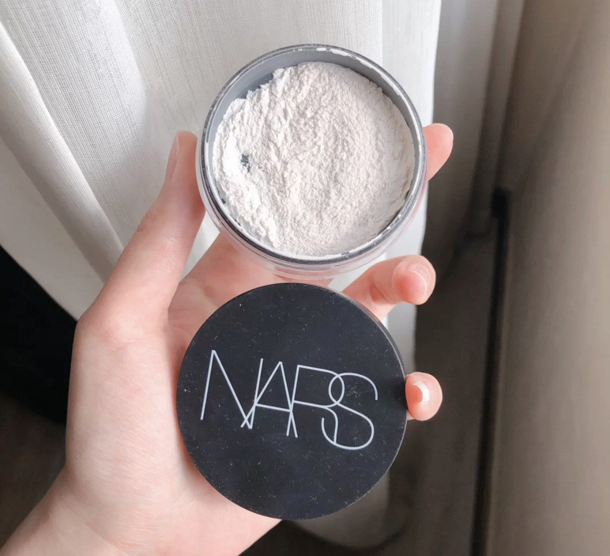 黛珂散粉的哪款更适合干皮,黛珂散粉怎么选色号干皮