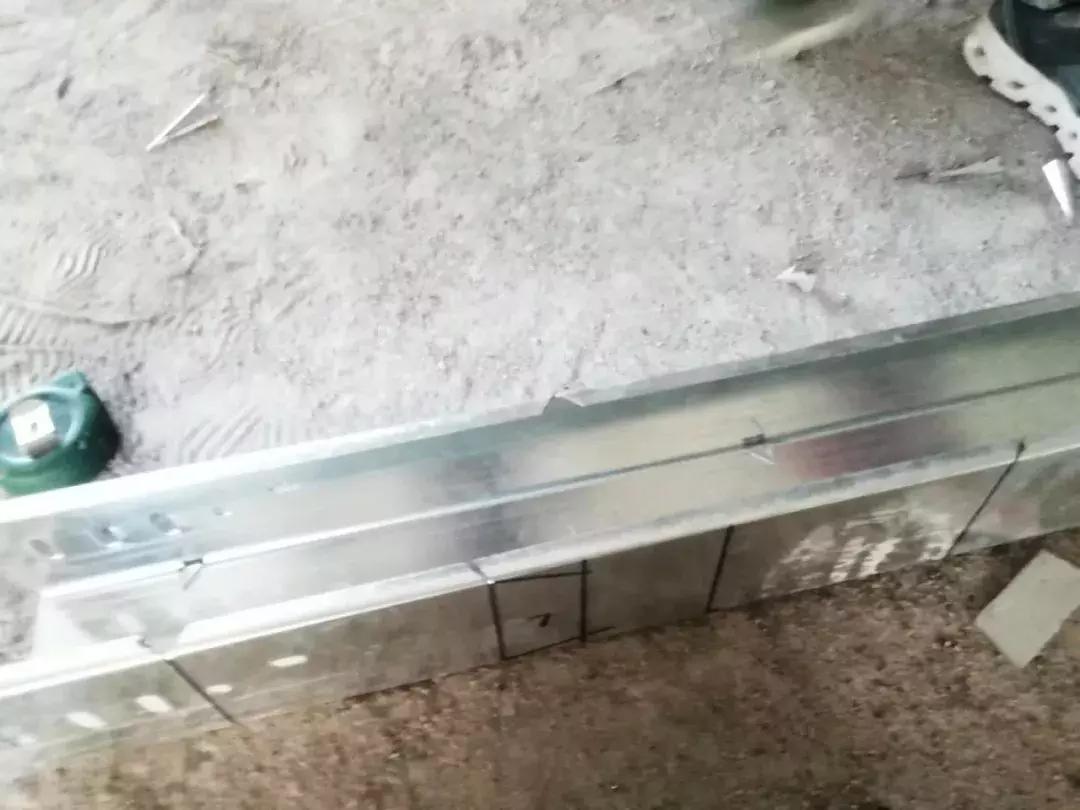 桥架制作教程零基础,桥架90度制作最简单方法