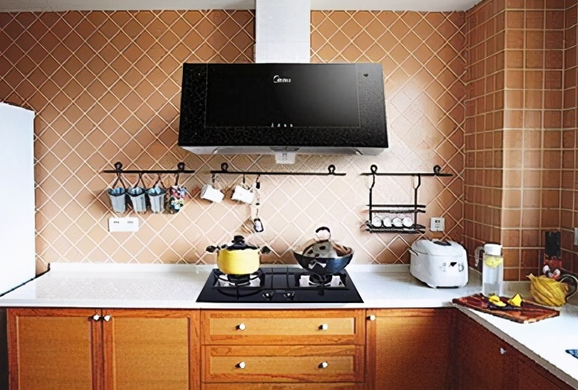 抽油烟机哪个牌子经济实惠好用,吸油烟机哪个品牌好又实惠