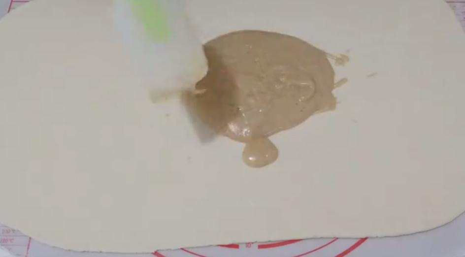 酥烧饼在家怎么做,想吃椒盐烧饼别买了教你在家做