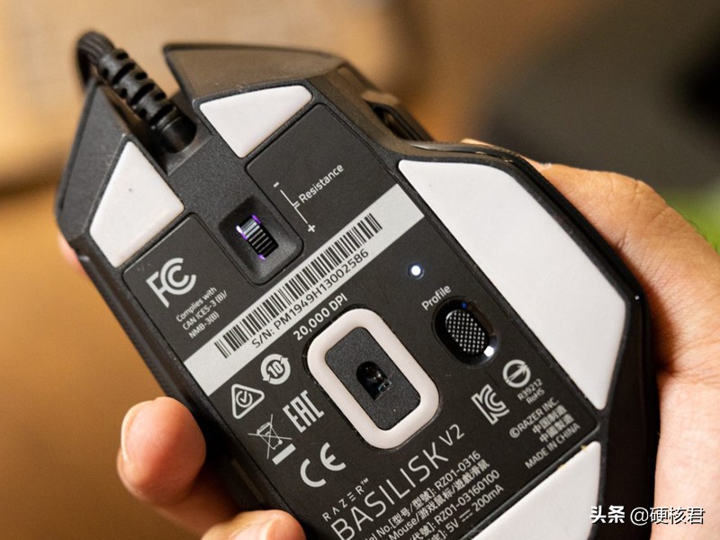 雷蛇razer巴塞利斯蛇v2测评,雷蛇巴塞利斯蛇v3鼠标测试